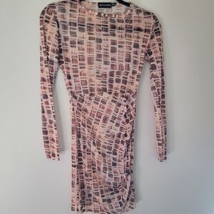 PrettyLittleThing Brown And Tan Square Print Long Sleeve Sheer Dress